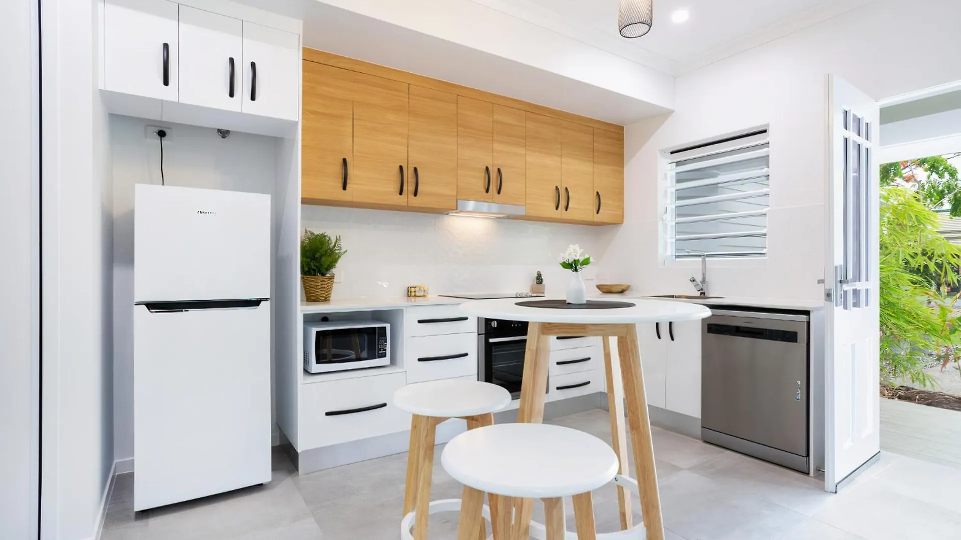 Bamboo Villa - Pet Friendly Luxury Villa Next To Botanical Gardens Edge Hill